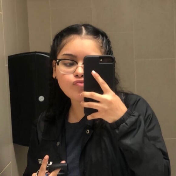 lali_naj982